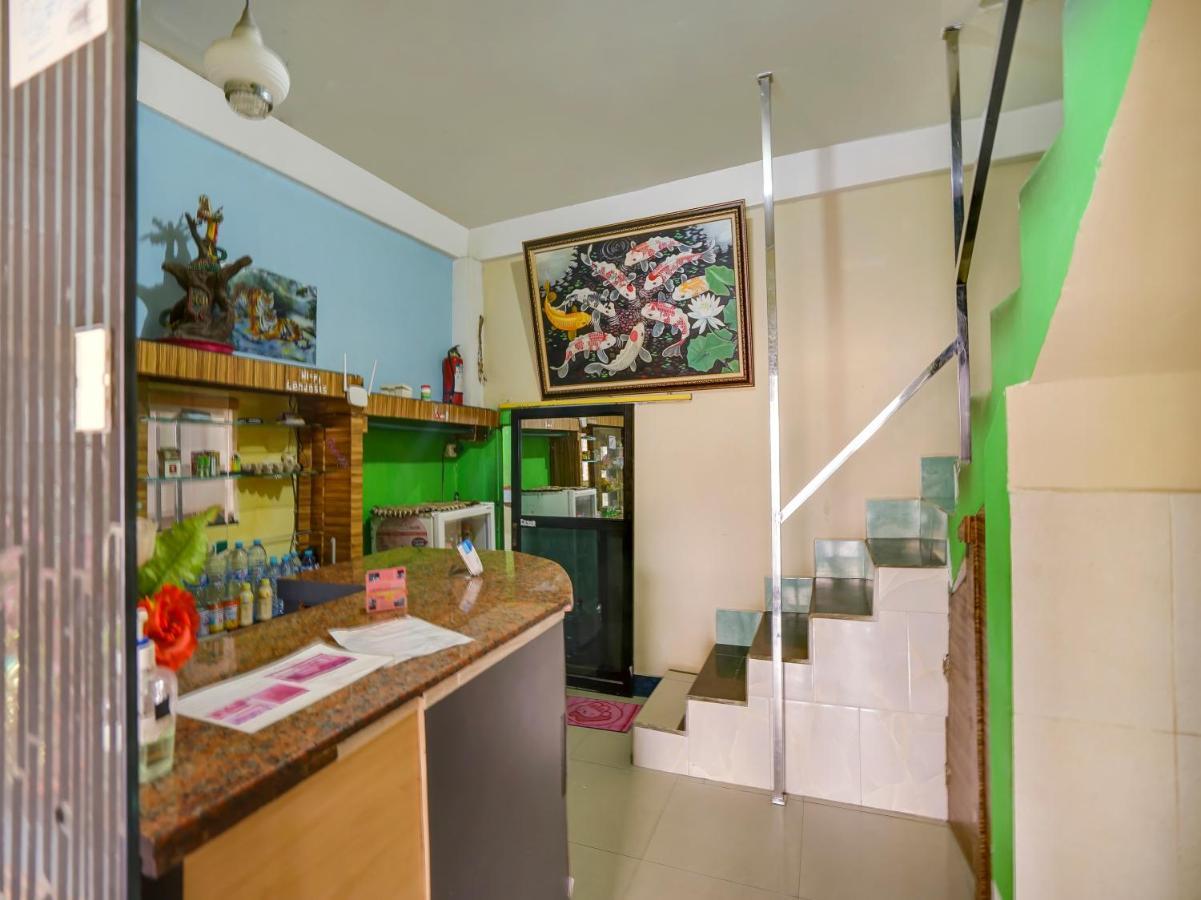 Oyo 90161 Hotel Lendosis Pipa Reja Angkatan 66 Палембанг Екстериор снимка